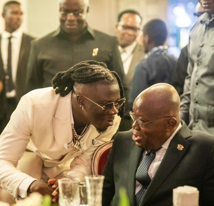 Albert Nat Hyde tweet media