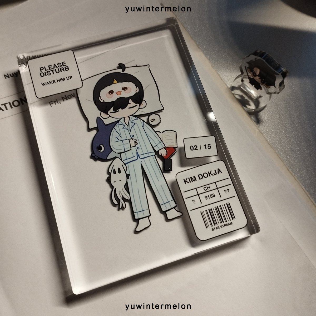 yjh_lawyer's tweet photo. [RT💛] Pre 0rders open! + Giveaway  
Kim Dokja  Acrylic Paper Weight/Block  

🎁Retweet/Repost  = 1 Giveaway Entry 
Prize: 1 Acrylic 

📆P.O Period: Jan 28 - Feb 11  

Sh0p Links in reply! 
Available for International and Local (PH🇵🇭)

 Thank you ✨✨ https://t.co/Uw4WpULCaF