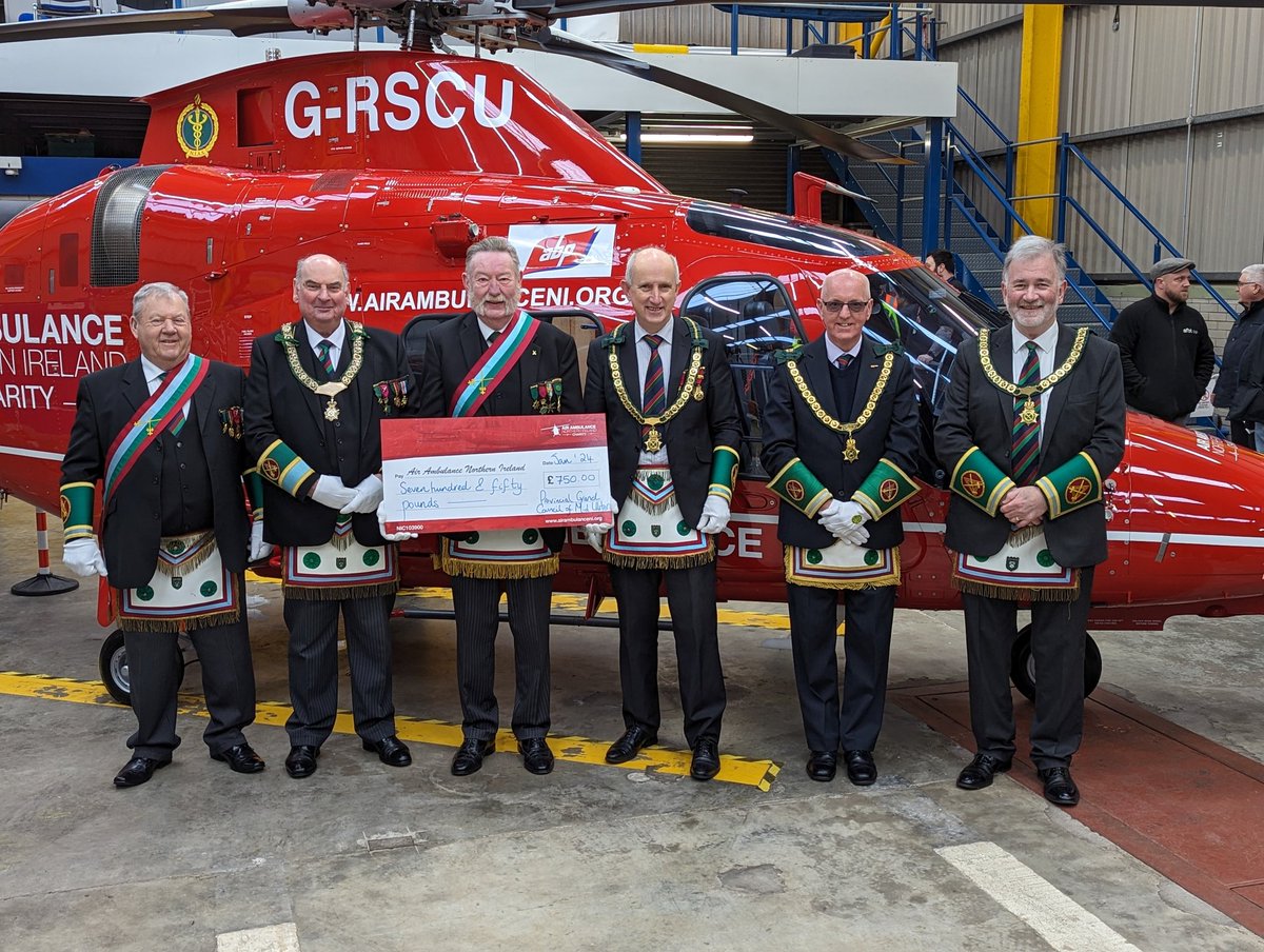ArmaghMason39's tweet photo. @Grandcouncilofknightmasons Province of Mid-Ulster officers present a cheque to @AirAmbulanceNI from proceeds of their Centenary Service. #Freemasons #Masonic #GCKM #Knightmasons https://t.co/93rI4YqMRw