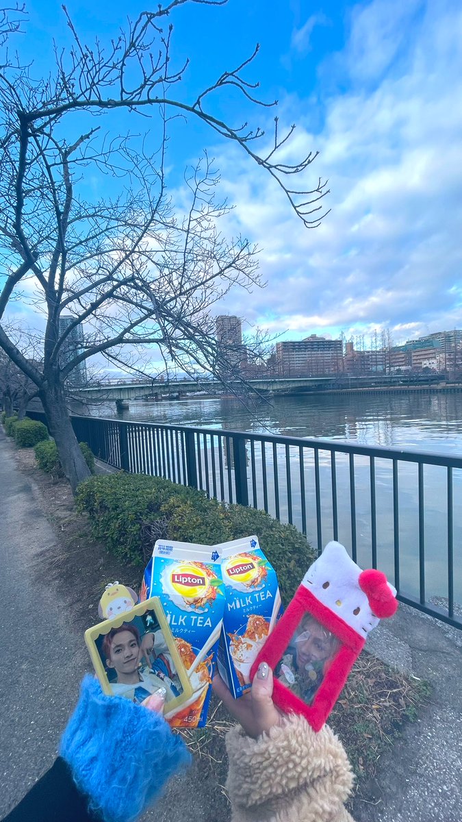dkcute___pizza's tweet photo. セブチカフェ行った帰りに聖地巡礼でもするかー♡って行ったはいいけど、極寒すぎた⛄️真冬にメロンソーダはあかん😂 https://t.co/qOMRQ7fVFP