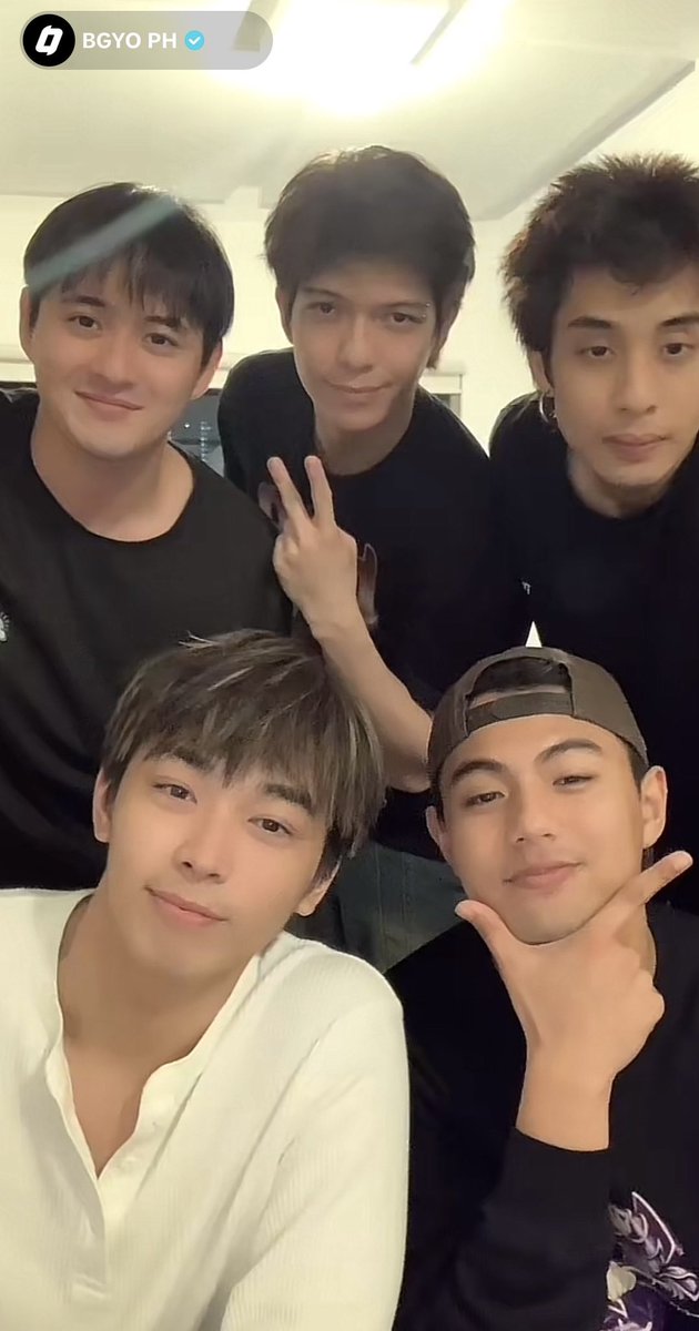 bgyo_ph's tweet photo. Thanks everyone for joining us, especially our ACEs! Sarap ng kwentuhan and bonding… naka-1.1M likes and 1k+ viewers pa!🥰🫰And of course thank you to our @TikTokPH family! Till the next! #BGYO https://t.co/vZP8lyewTS