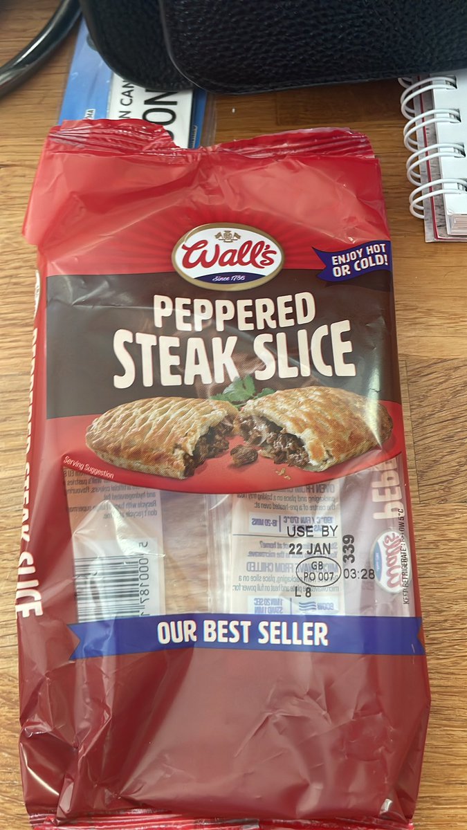 davecharles1's tweet image. @Morrisons just got home and half way through eating and noticed your selling a week out of date slices ! Tried to call the #lydd shop and no answer. How hard is it to check your dates on the items you’re selling ?