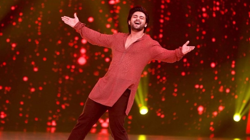Mubashshera02's tweet photo. Shoaib winning Hearts by Spreading Love &amp; Spreading Arms
Jhalak Ka Hero

JDJ11 KING SHOAIB https://t.co/5Ajmp690tn