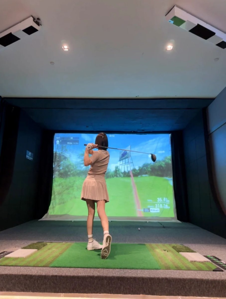 rupertdenoga's tweet photo. Golf clubs are simple but they can definitely make a difference in the game. https://t.co/PWv4x428VF