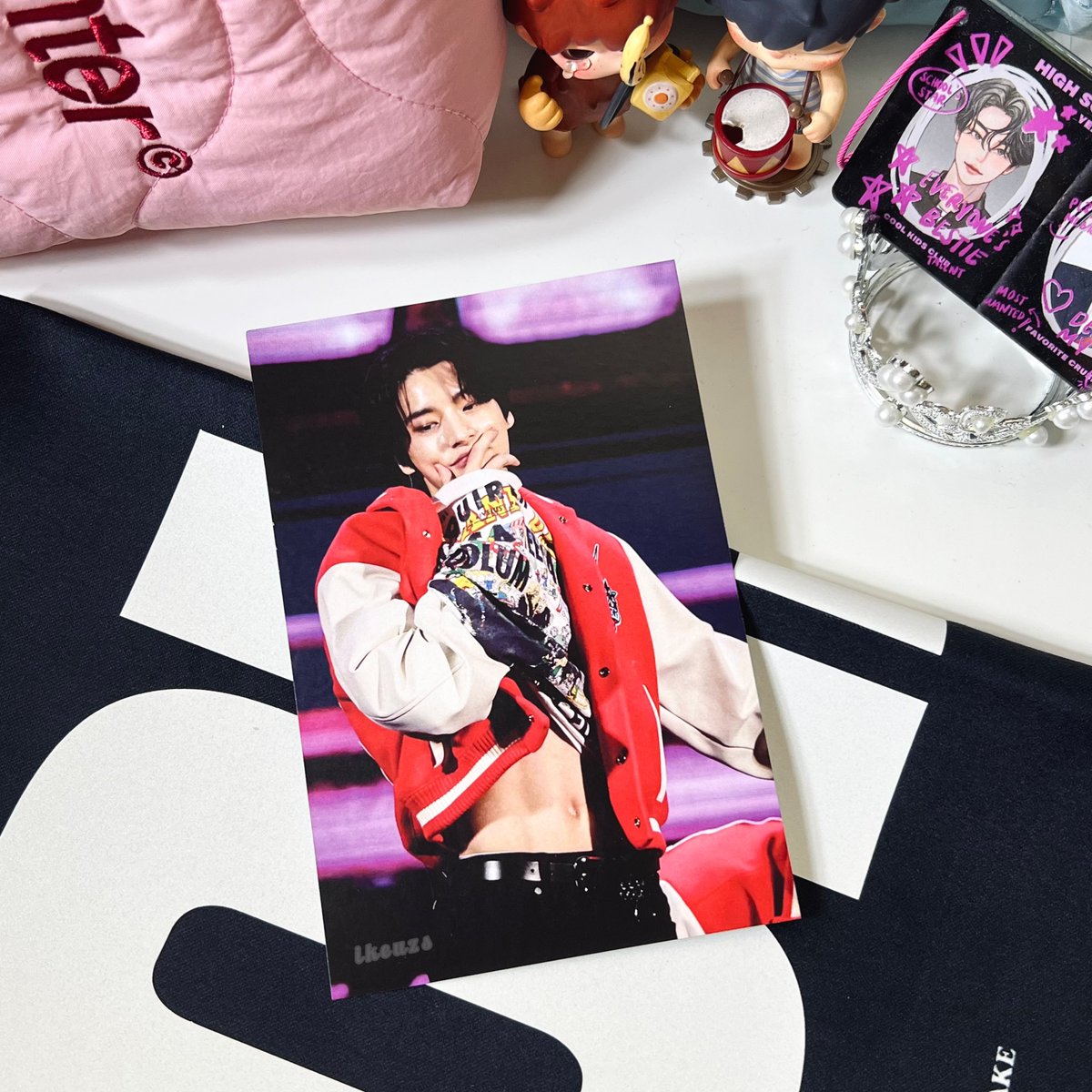 ikeuzs's tweet photo. ꒰ #ikeurchive ꒱ jake’s cheering kit is here ⊹ ࣪ ˖ https://t.co/43Qj80z41X