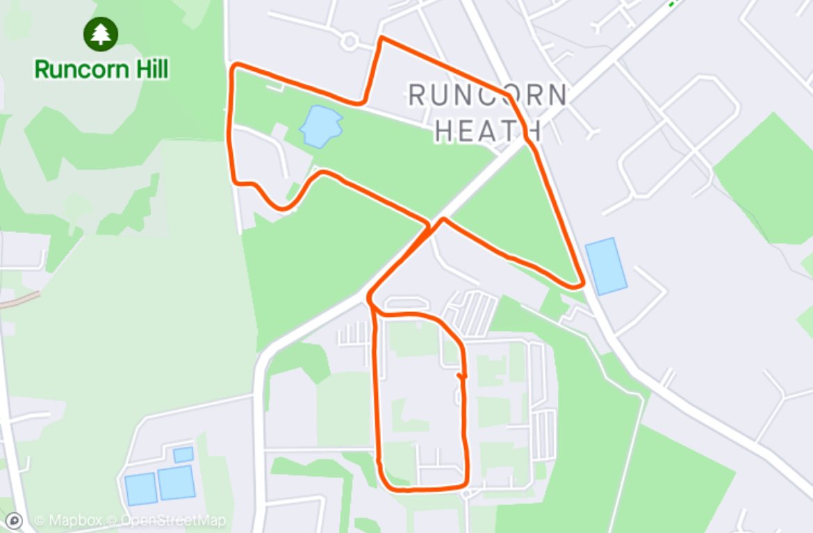 isright's tweet photo. #SundayRecoveryRun: was meant to be an easy paced 3km recovery run. But the others forgot the memo - doing negative splits too. Well done to Hilary (6km), Roy (3.7km), Kirsty (3km+), Oliver (3km+) & Tre (3km+). #VirtualCoach #teacher5aday https://t.co/wxJwxye1c1