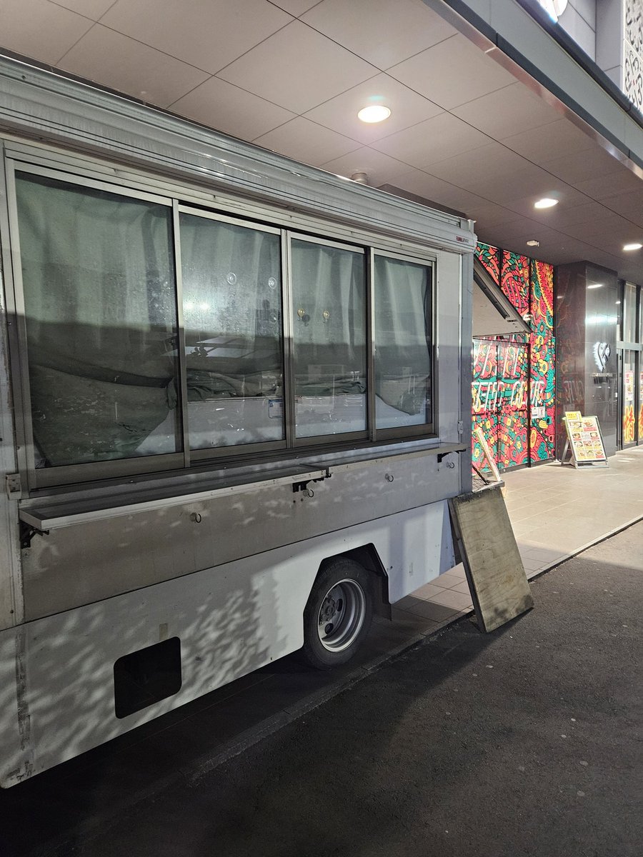 DinerSin's tweet photo. 令和6年1月28日(日曜日)

お知らせ出来ていませんでしたが、本日のSiN軒は埼玉県朝霞市にあるパチンコ店 #ジャムフレンドクラブ朝霞店 さんにて出店していました🙌

寒い中、ご来店下さった方々・お待ち頂いた方々ありがとうございました🤩 https://t.co/tX8zc2KNRF