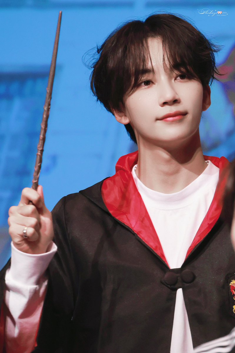 Flechazo_1004's tweet photo. #Jeonghan_peasea_island 

DAY-45｜231105

🪄

#정한 #윤정한 #JEONGHAN 
#ジョンハン 
#세븐틴  #SEVENTEEN https://t.co/yBnvQ2fapv