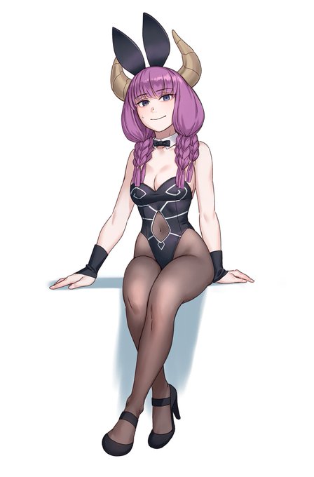 アウラ、バニーガール。 