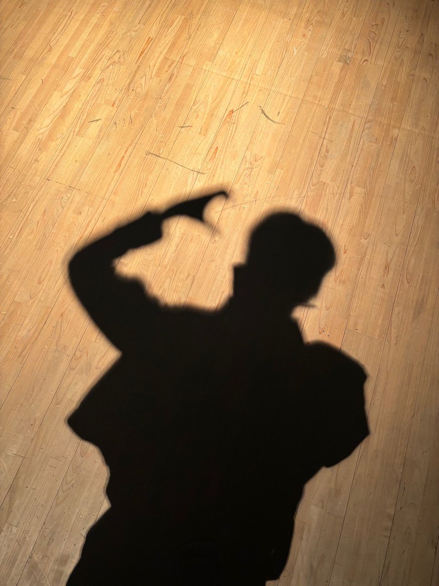 chana_217's tweet photo. 배경화면 야무지게 말아주셧다… https://t.co/6yWSUGYs2i