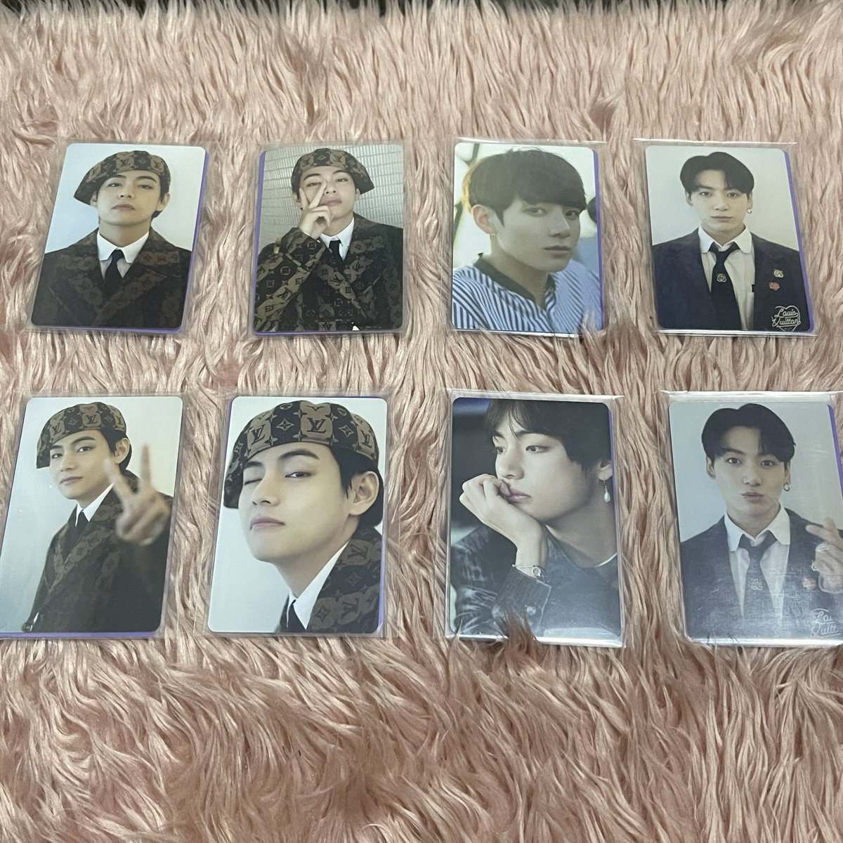 iamb_jjk's tweet photo. WTS LFB QUITTING SALE THREAD (5/n)
All photocards are stored in PC sleeves / good conditions
Shipping from Bulacan
No to reservations
DM / PM me to claim

MOD: Gcash 
MOP: Shopee checkout / JNT 
🏷️ bts namjoon rm jin seokjin suga yoongi jhope jimin taehyung v jungkook pc ph https://t.co/YuQC4FRUfE