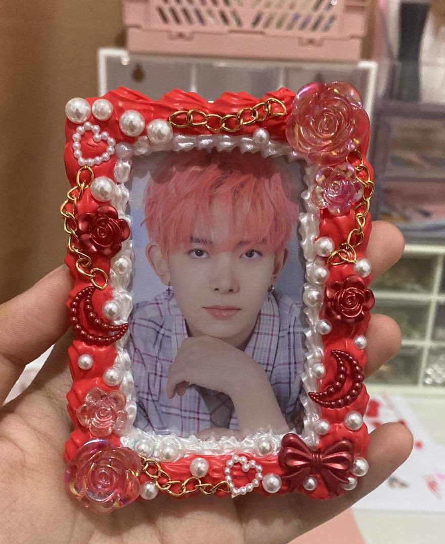 Currently making decoden freebies for FATE NCC

Ubusin niyo toh juseyo😭😭😭

Mechanics: 
🤍 like &amp; rt

Location tba🫶🏻

Team labas can also join just approach nicely on d-day🥹🤍

Some decoden also has official pc’s goodluck 🫶🏻 

#ENHYPEN #EN_WORLDTOUR_FATE #FATE_IN_NEWCLARKCITY