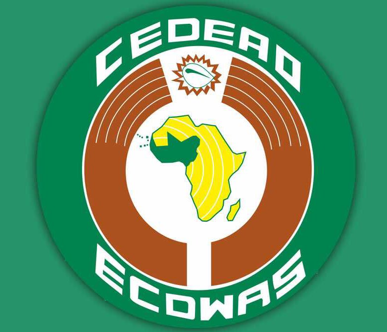 lsiafrica's tweet photo. 🚨#CEDEAO: les États membres de la Communauté économique des États de l’Afrique de l’Ouest, pourraient imposer des visas ou titres de séjour, des taxes et prélèvements en tout genre, aux ressortissants du Mali, du Burkina Faso et du Niger. “La libre circulation des personnes et des biens”, prendrait ainsi fin pour les populations de ces trois pays.