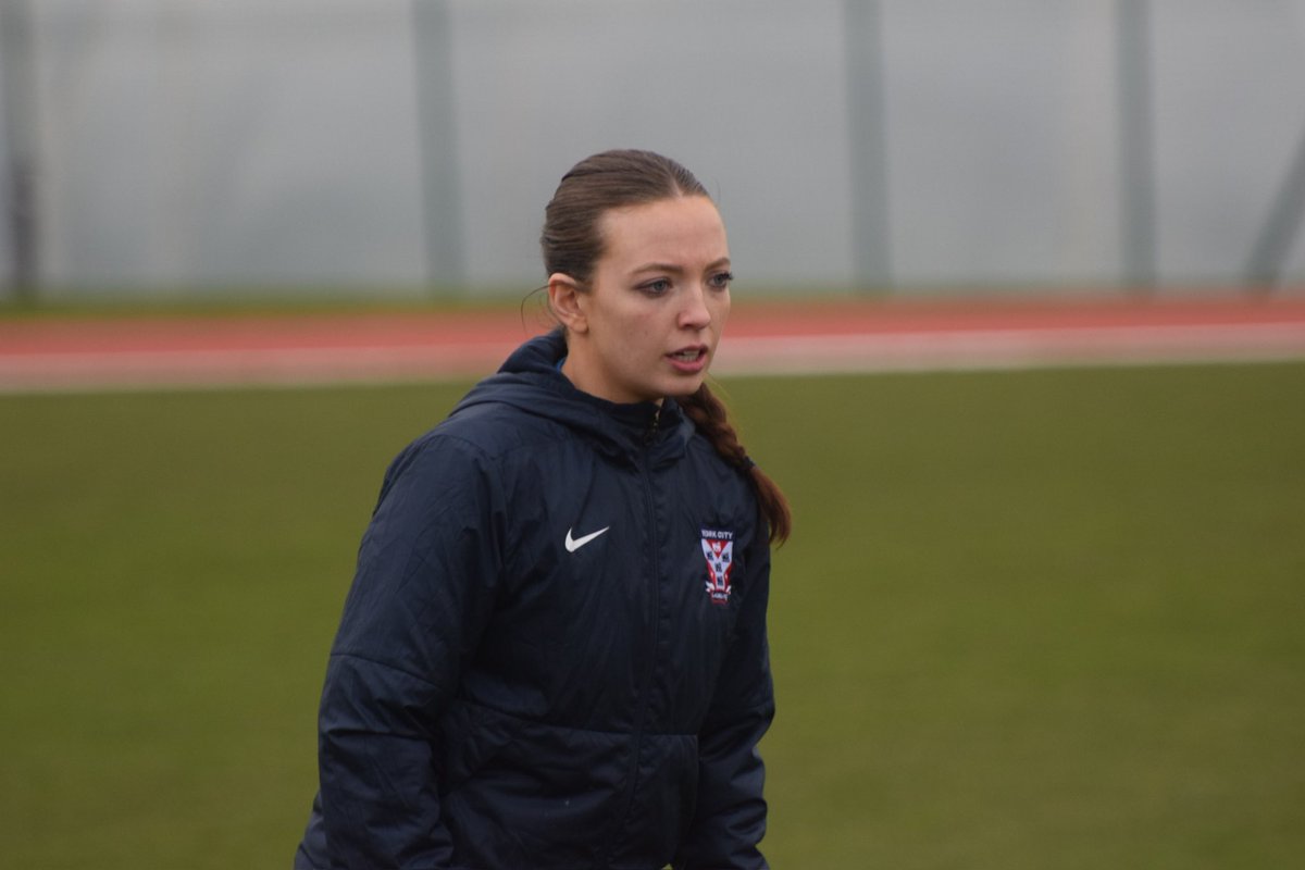 YorkCityLFC's tweet image. 💪🏻Getting warm ahead of kick-off! 

#YCLFC #MinsterBelles