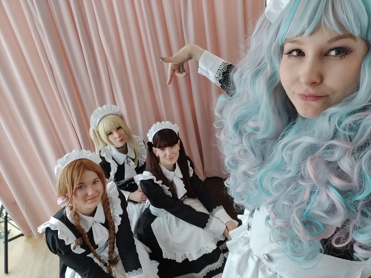 Köyhät kyykkyyn 💰 #kirakiradesu #desucon #desuconfrostbite