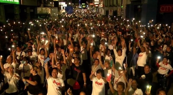 RyanLingo_'s tweet photo. ATM:
Davao Prayer Rally. 👊🕯️ https://t.co/V2xbc1kKey