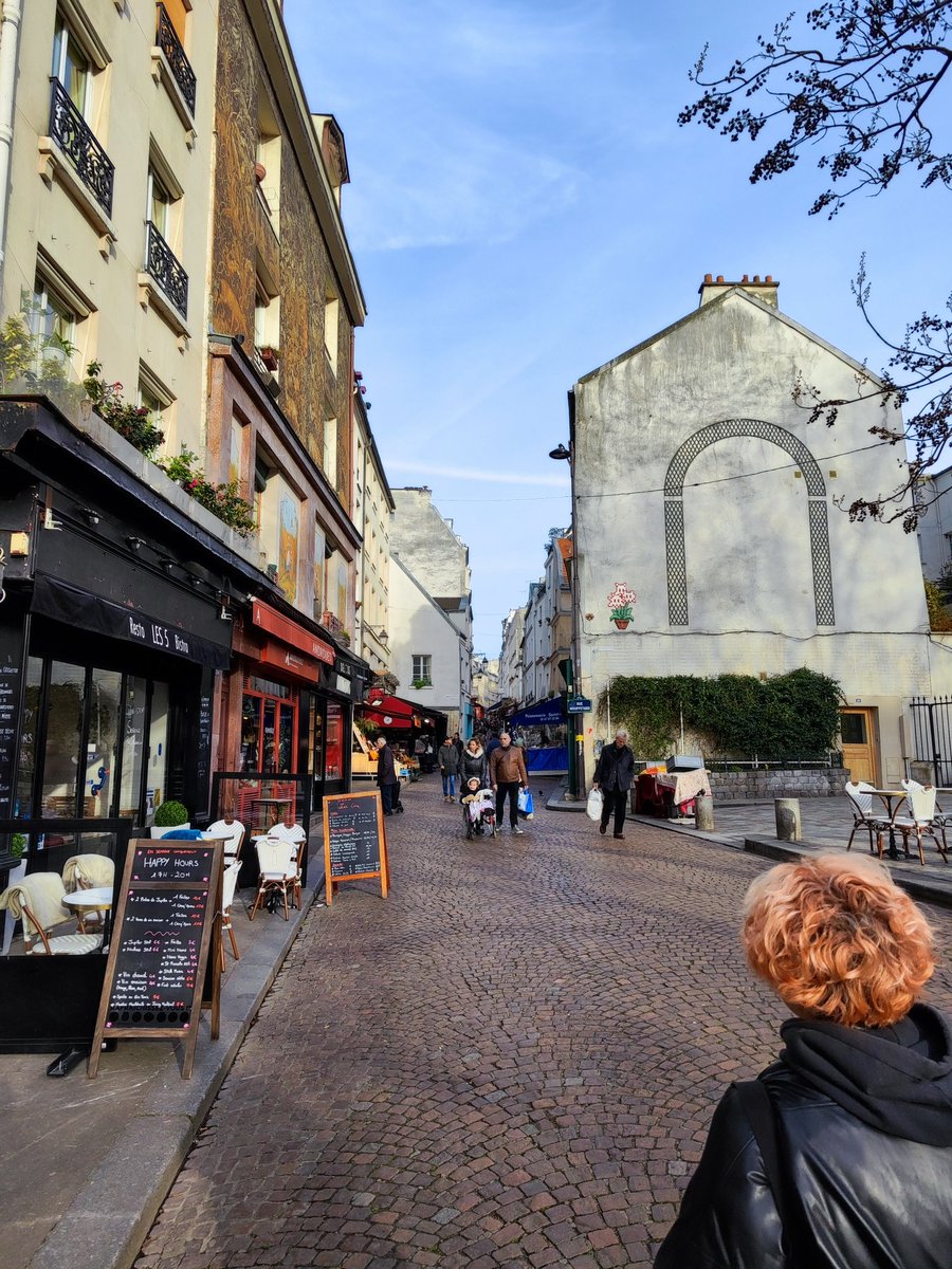 MishiGeek's tweet image. Adiós a París con una gran experiencia lúdica y un fin de semana en la mejor compañía. Se echó de menos a mis compis de #SPIEL23; pero sé de sobra que nos veremos en otras. Ahora a volver y escribir con la experiencia fresca y preparar el directo del lunes. Faraway comprado!!🛫😴