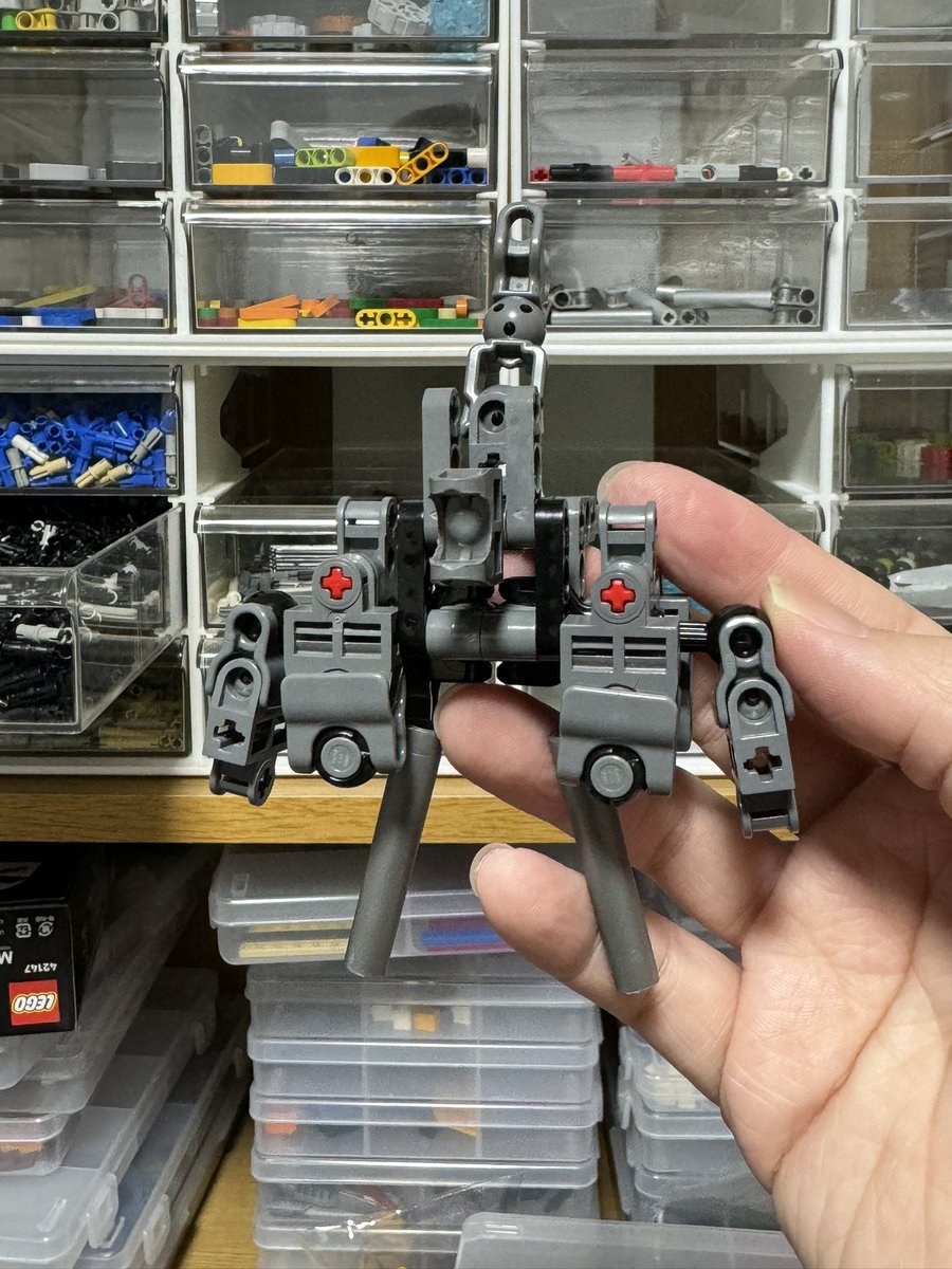 今日ウルエさん股関節を見ながら考えてたやつ
幅が1広くなるけどいつものサイズ感ならこの幅でも大丈夫そう