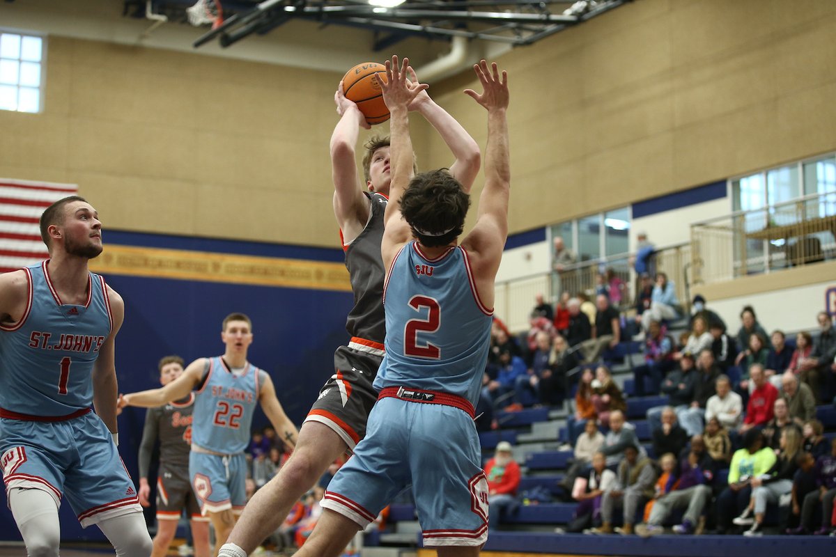 garyweisserman's tweet image. Love these photos of @SWeisserman from the past few @MacalesterMBB games!