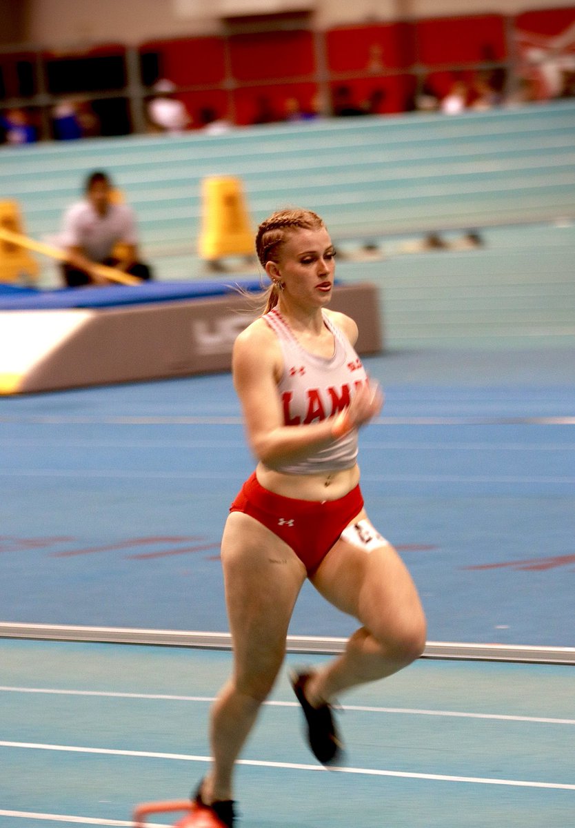 nuttallriley1's tweet image. Had a great time at the Robert Platt Invitational Track Meet … I’m holding the Oglala, Lakota Nation Flag (in case you are wondering). #trackandfield #tracknation #runfast #tracklife #trackathlete #athlete #NCAAAthlete #athlete #track #NCAA