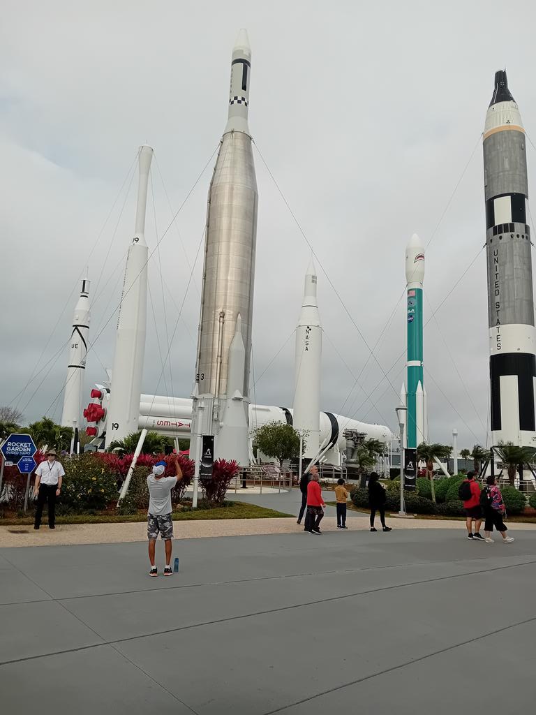 DylanRowlands1's tweet photo. @CYMROPORT Sa ti di gofyn I fi sw ni di gyrru rocket I chdi 🤣🤣🤣 https://t.co/eetclaxZsy