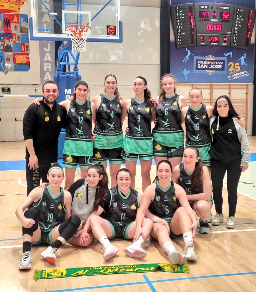 cb_alqazeres's tweet photo. 🏆C A M P E O N A S🏆 

La #CopaRibéSalat se viene a Cáceres.

¡Enhorabuena equipo!

🏀💚💛💙🏀
#somosfamilia
#15temporadasdelogros
#15aniversario https://t.co/XK7FRcv0LD