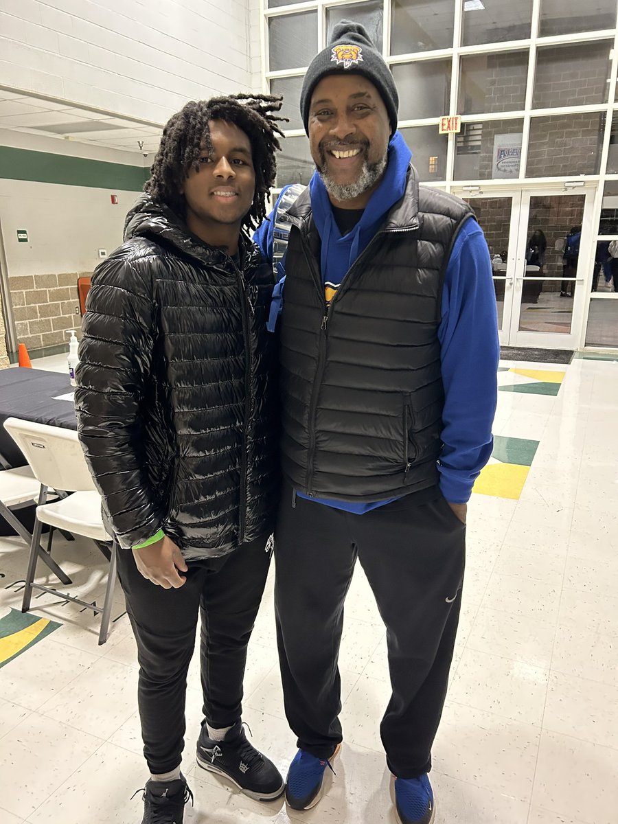Zion Spencer (@zionspencer2024) on Twitter photo Thank you for the great visit <a href="/chibbs_1/">Kenny Anderson</a> Coach Anderson, Mr. Wallace, Ariel Long, Laila Ellioti and the entire <a href="/FiskMBB/">Fisk.MBB</a> basketball staff and team! 2 NBA Greats coaching under 1 roof. Very exciting game! Get βem next time <a href="/scwallace615/">Fisk Athletics</a> <a href="/Fisk1866/">Fisk University</a> Thank you for the great visit <a href="/chibbs_1/">Kenny Anderson</a> Coach Anderson, Mr. Wallace, Ariel Long, Laila Ellioti and the entire <a href="/FiskMBB/">Fisk.MBB</a> basketball staff and team! 2 NBA Greats coaching under 1 roof. Very exciting game! Get βem next time <a href="/scwallace615/">Fisk Athletics</a> <a href="/Fisk1866/">Fisk University</a>