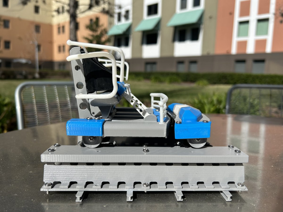 KohlerCoaster's tweet photo. Inspired by @GreatCoasters and @SkylineAttrax's product, I 3D printed and assembled this GCI Infinity Flyer model at 1:10 scale!

This print is about 7 inches (18cm) long, 6 inches (16cm) wide and 5 inches (13cm) tall, with 4 different colors of filament and 66 parts. https://t.co/r3InAC6fkD