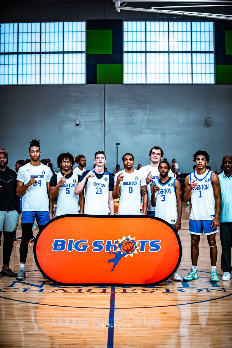 BIG SH🏀TS tweet media