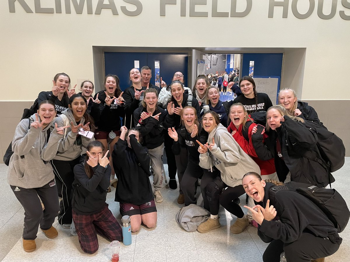 CHSGVBB's tweet photo. Chelmsford 56 Methuen 30.
GVBB.
Got that Dub in the Klimas Fieldhouse.
Haverty 18
Trainor 10
Neykova 10
@_LionsAthletics @BostonHeraldHS @LowellSunSports @keith_pearson @GlobeSchools https://t.co/3vShJ1Hgf2