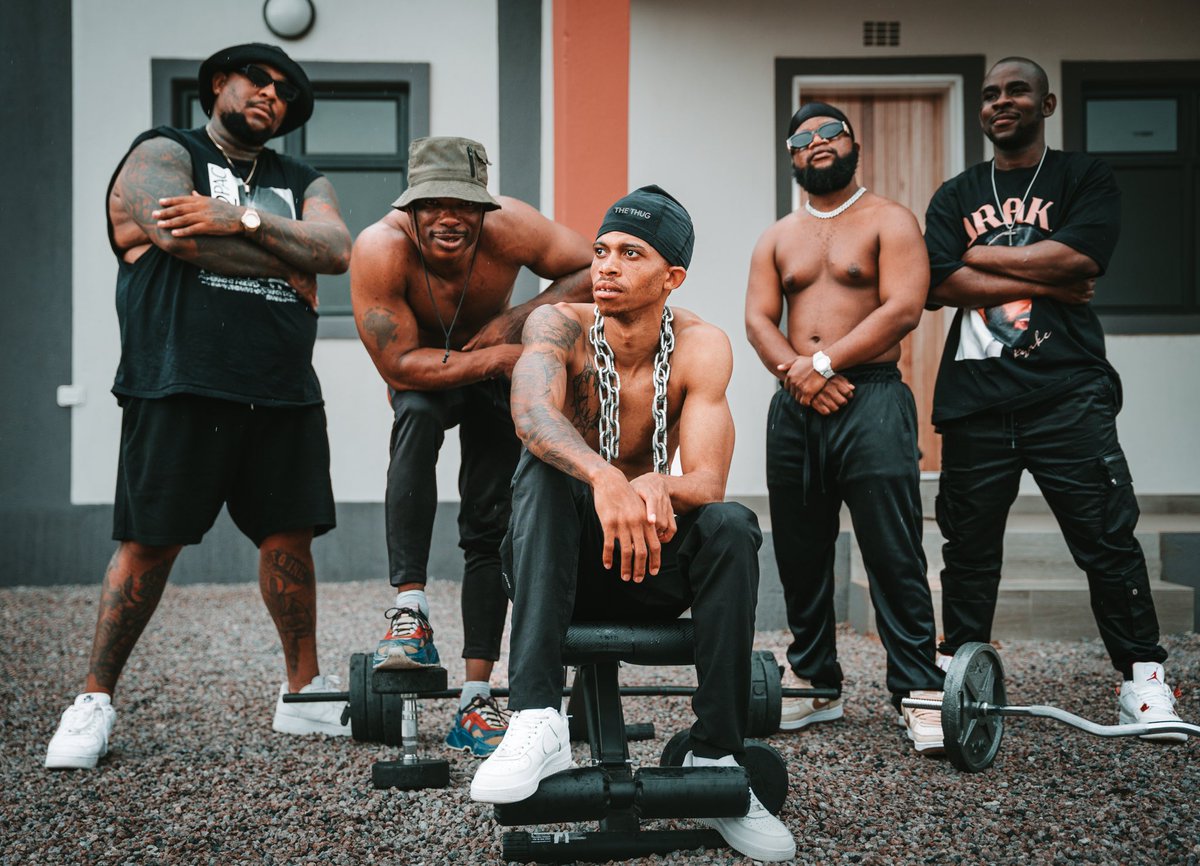 It’s a movie 🤞🏼 

music.apple.com/bw/album/i-sin…

<a href="/remmogo_visuals/">Remmogo visuals</a> 

#KRM