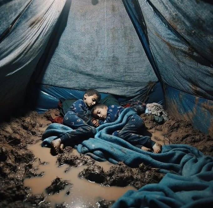 SelametiFaruka's tweet photo. İnsanı yaraları da birleştirmezse ne birleştirir? 
Yara aynı yara, dil aynı dil. 
Biz neden bu kadar yalnızız..?
#ZorluyuDurdurun
#GazaHolocaust 
#3ABD 
#FreePalestine https://t.co/z3ONhJitEB