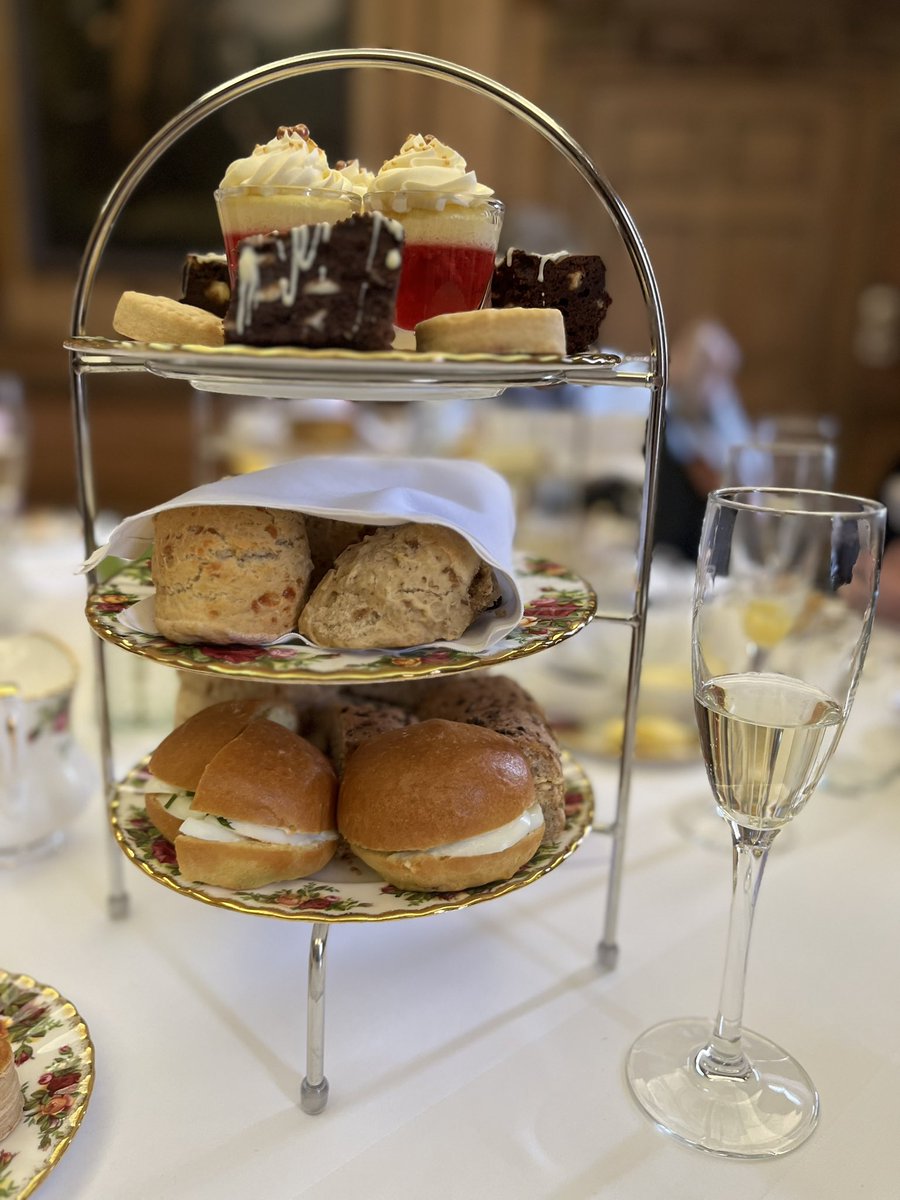 freemonty's tweet photo. @Wentworth_House thanks  so much for a wonderful afternoon tea to celebrate a special  birthday. We must  mention the wonderful Georgia who looked after us so well  and made the day run smoothly ❤️ https://t.co/HklCULx4pN