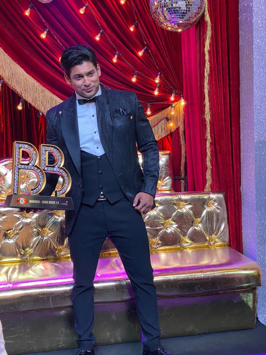 Agar main Raja hoon to mera takhta koi nahi palat sakta... 
Sahi kaha tha Sid koi palat nahi paaya..

King Ek
Sher wahi Ek
Winner sirf wahi Ek... 

💚💙❤💜🧡💛🩶🩵🩷
🌈🌈🌈🌈🌈🌈🌈🌈🌈
#SidharthShukla  <a href="/sidharth_shukla/">Sidharth Shukla</a> 
#SidharthShuklaLivesOn 
#SidharthShuklaForever