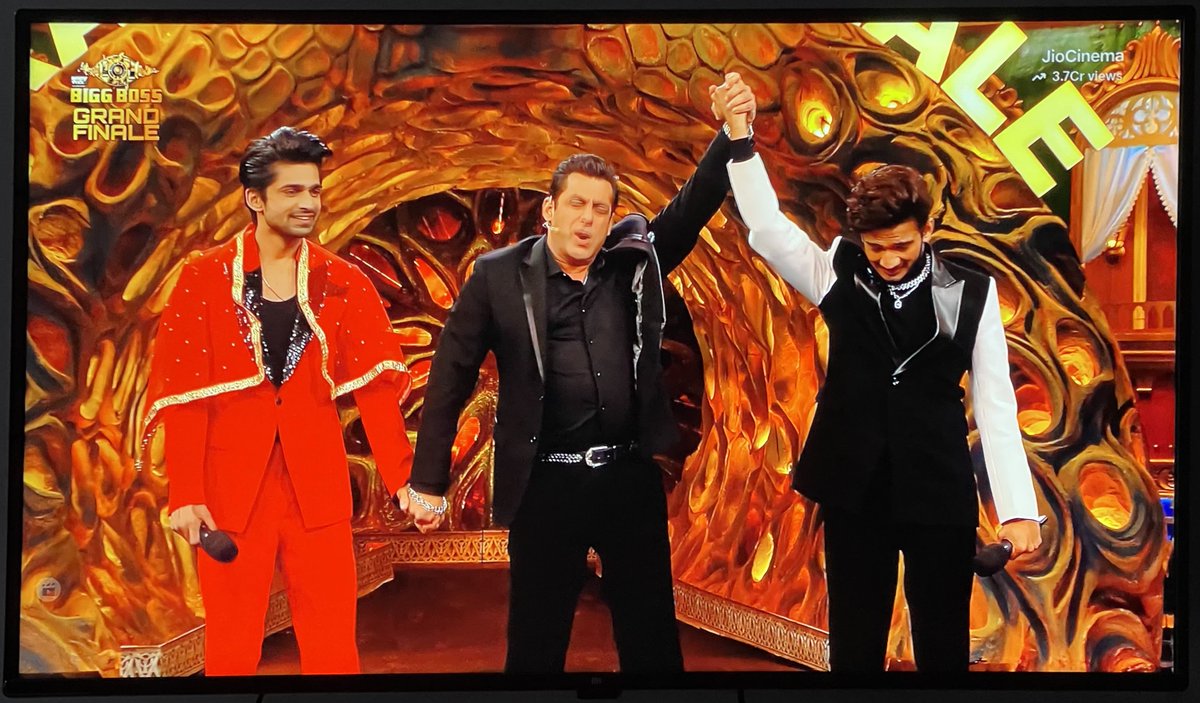Congrats Munawar for winning Bigg Boss season 17, Although have to say that this season would’ve been nothing without Mannara &amp; Abhishek!
#BiggBoss17GrandFinale #BB17Finale
#MunawarFaruqui #AbhishekKumar
#MannaraChopra #BB17