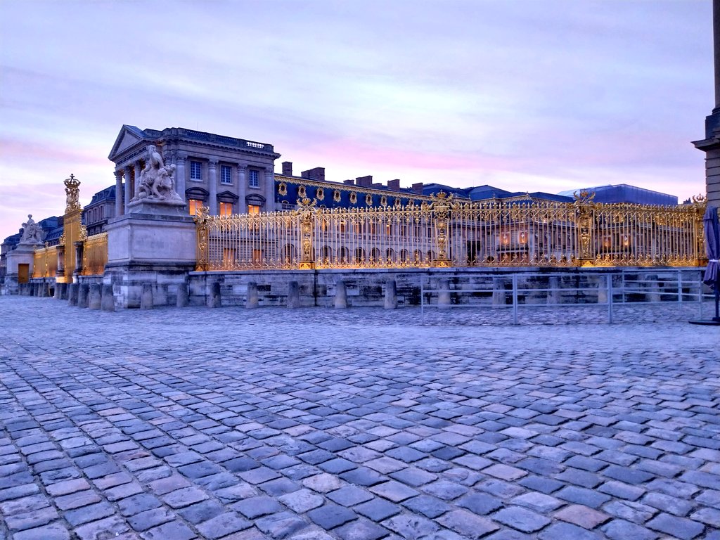 Avec Mademoiselle à <a href="/OperaRoyal/">Opéra Royal du Château de Versailles</a> de Versailles pour un "Don Quichotte chez la duchesse" de Joseph Bodin de Boismortier délicieusement drôle et léger. Une partition impeccable de Hervé Niquet. Une mise en scène de Corinne et Gilles Benisio pleine de trouvailles et couleurs
#Baroque