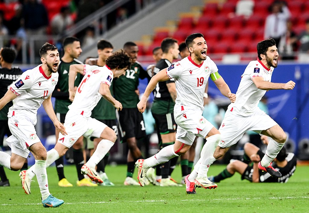 brfootball's tweet photo. Tajikistan beat UAE on penalties to reach the Asian Cup quarterfinals in their tournament debut.

They are ranked No. 106 in the world 👏🇹🇯 https://t.co/hEWcXxv6YI