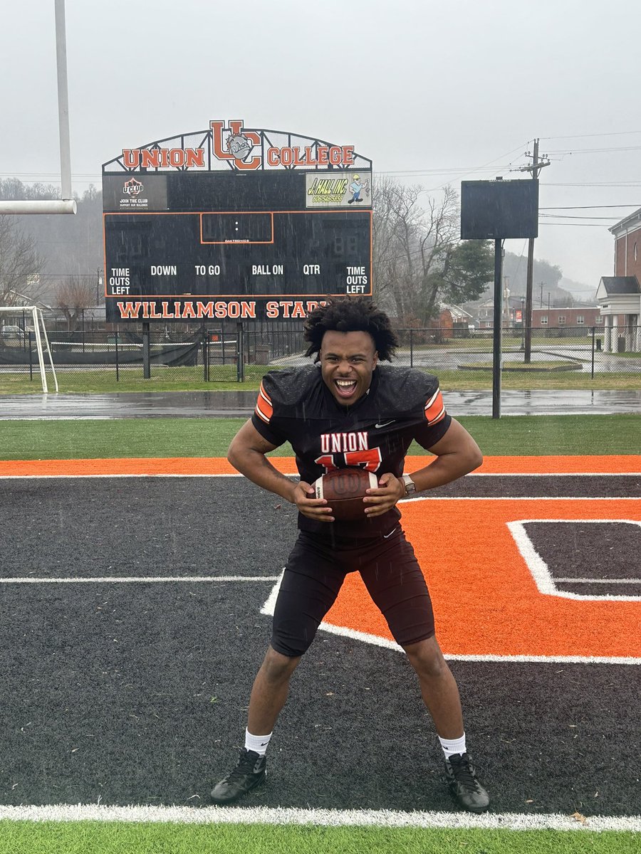 Had a great visit <a href="/UnionBulldogFB/">Union Football</a> this weekend <a href="/RobStowe4/">Coach Rob Stowe</a> <a href="/CoachBryantUC/">Boston Bryant</a>