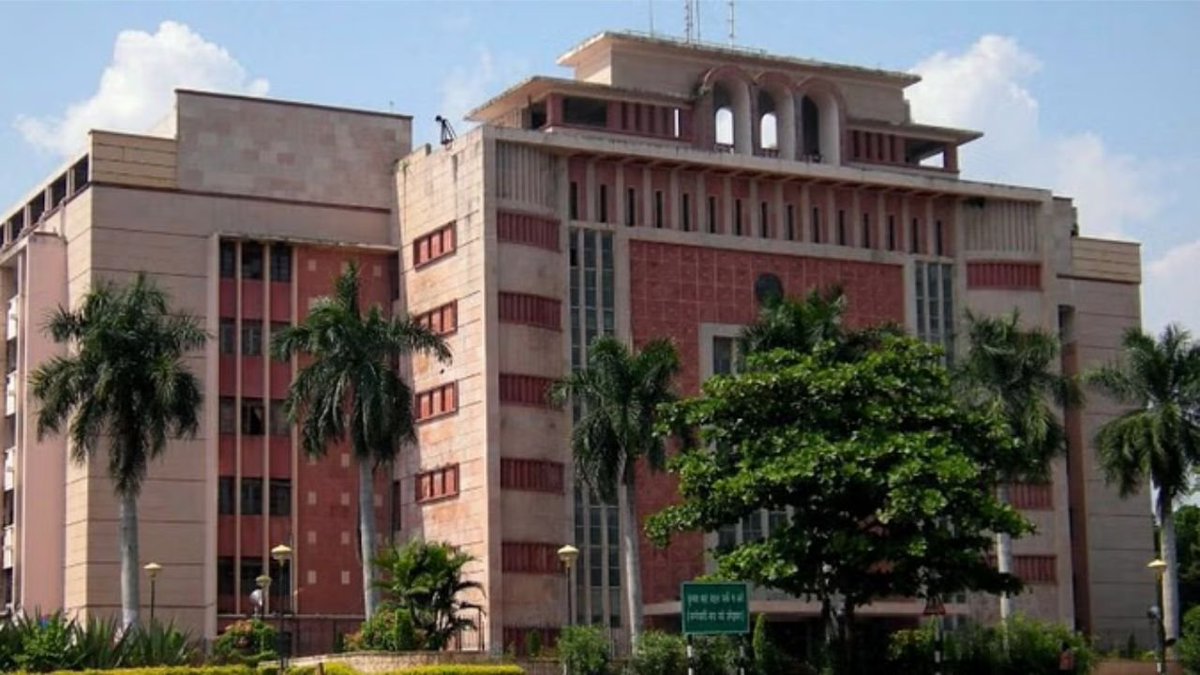 VistaarNews's tweet image. MP IAS Transfer: एमपी में बड़ा प्रशासनिक फेरबदल, 18 IAS अफसरों का ट्रांसफर, देखें पूरी लिस्ट

#MPIastransfer #iastranfer #mpnews #vistaarnews 

पढ़ें पूरी खबर- shorturl.at/MNVY0