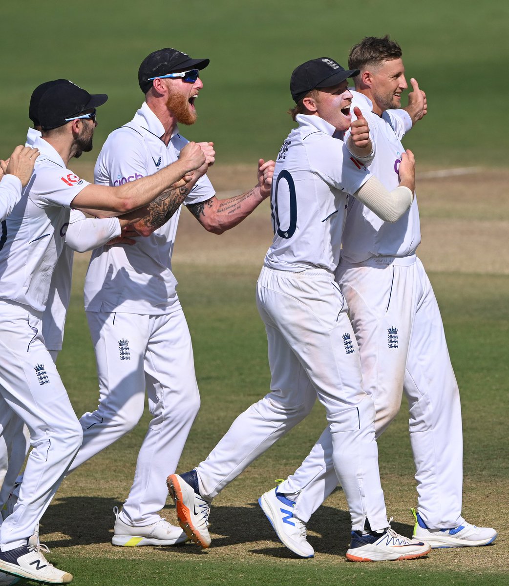 Ollie Pope tweet media