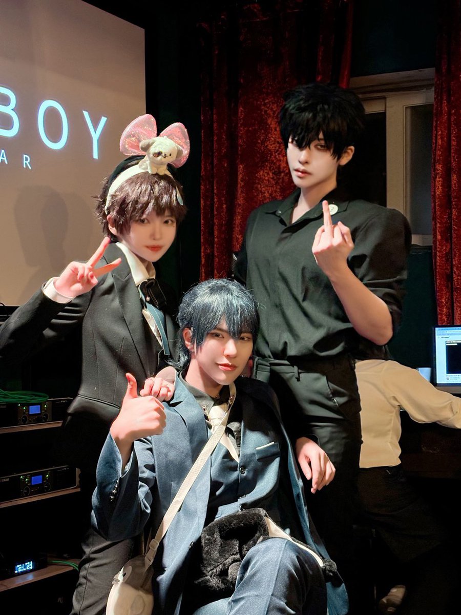 kim_paradise_'s tweet image. #타임아웃_작전성공

타임아웃 병찬이였습니다! 오예~👍 마피아 지목 1위의 명예(?) 다들 즐거운 시간이 되셨길 바랍니다🥹 많이 부족했지만 예쁘게 봐주셔서 감사해요🤍 혹여 투샷 전달을 해주실 분들은 디엠으로 부탁드려요! 업로드를 원하실 시 보정해서 드리겠습니다&amp;gt;&amp;lt; 나 잡아가지마아