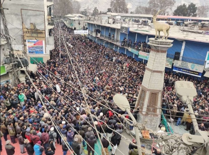In the chilling winds of Gilgit Baltistan, voices rise, echoing through the towering peaks, demanding their basic rights. Amidst the freezing temperatures hearts beat with resilience, longing for justice and equality.
Long live the people of GB
#GBWantsAutonomy
#GilgitBaltistan