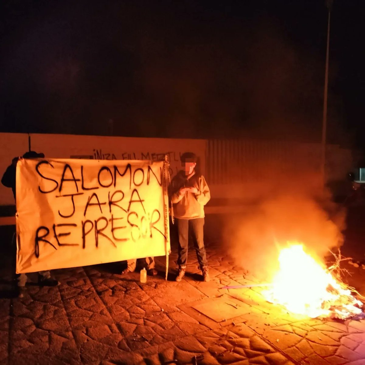 deabajoml's tweet photo. Represión y detención arbitraria a manifestación contra la #gentrificación en #Oaxaca https://t.co/3zf2HjY6Uk