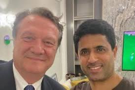 Bu işler resim çektirmekle olmuyor.. <a href="/Hasan_Arat/">Hasan Arat</a> <a href="/Besiktas/">Beşiktaş JK</a>