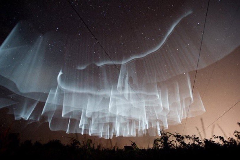 aialecs's tweet photo. quiero ver una aurora boreal https://t.co/wEJION0mbk