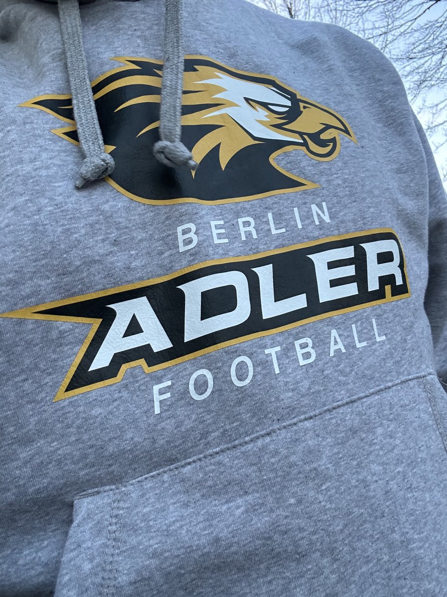 B3astm0deTV's tweet photo. Heute mal….
#SupportYourLocalFootballClub
#rtlnfl #NFL #AmericanFootball #GFL https://t.co/3snHK6VQZJ