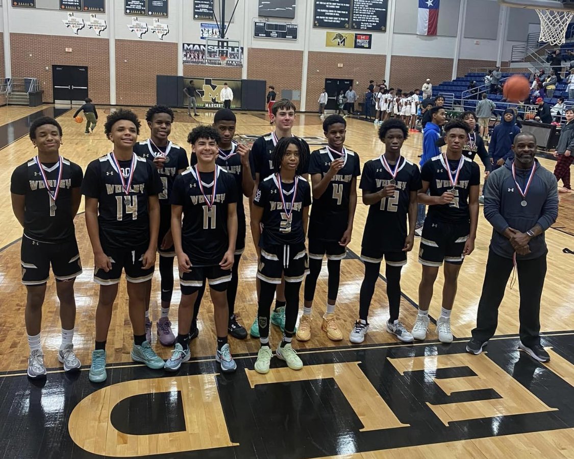 Congratulations to our8th grade A team girl and boys basketball teams.  Girls had an Undefeated season and District tournament champs. Boys went out 12 and 3 and second in the tournament.  Way to go Tigers!