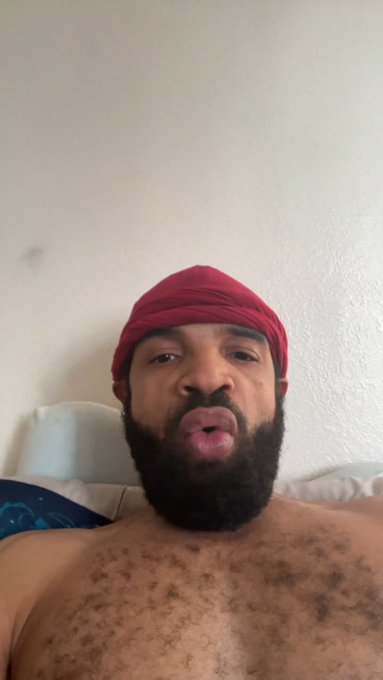 TheGoat is live now! https://t.co/EG12gZEbsq https://t.co/fbk6rFCSFJ<a href="/tag/thegoat"class="tags"><span>#thegoat</span></a><a href="/tag/doggystyle"class="tags"><span>#doggystyle</span></a><a href="/tag/bigdog"class="tags"><span>#bigdog</span></a>