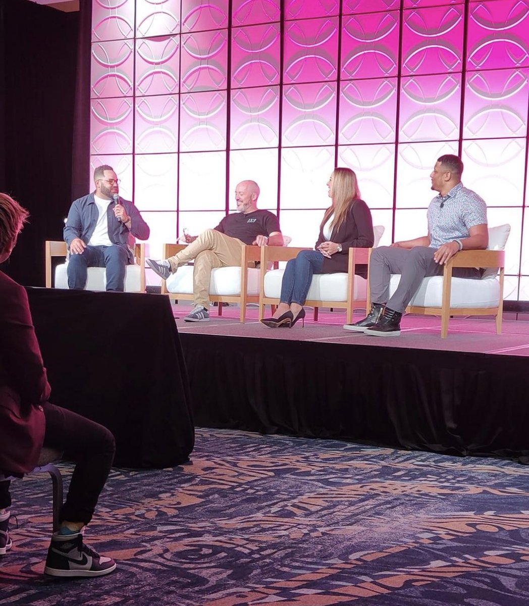RetailMinded's tweet photo. This past week I enjoyed speaking at #RetailFest from @RetailGlobalAU in San Diego. My fav hot topic? The growth of #sexualwellness in #retail - expected to reach over $80B by 2028. https://t.co/q1ZST7nW32