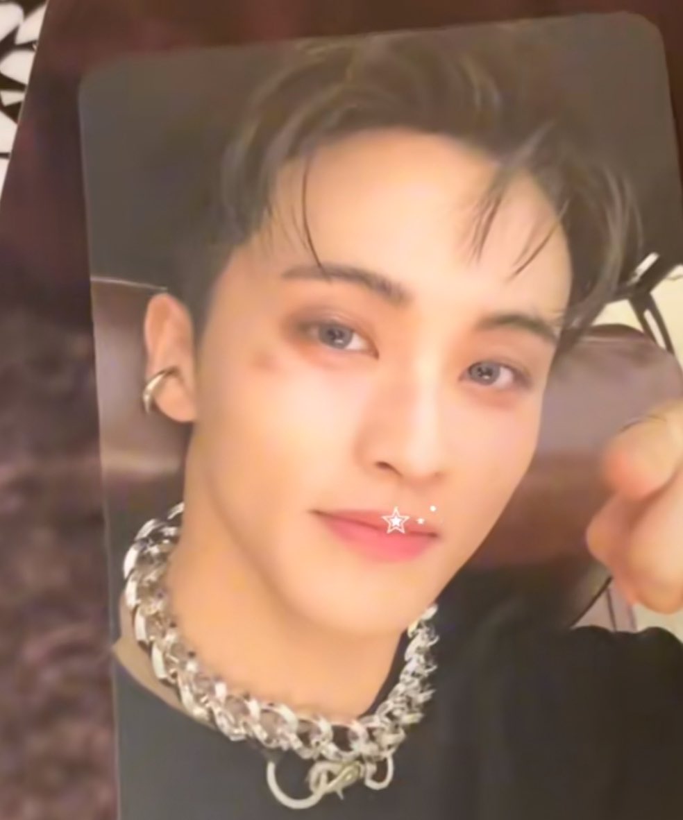 naje1990x's tweet photo. wtb mark sg24 yg ini plisssss dm akuuuu

#mark #wtb https://t.co/7dAaSllIof